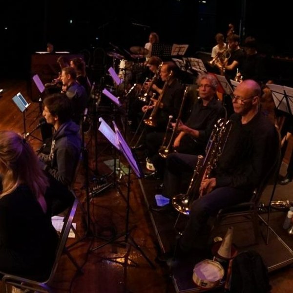 Big band opstelling van Haite Schootstra