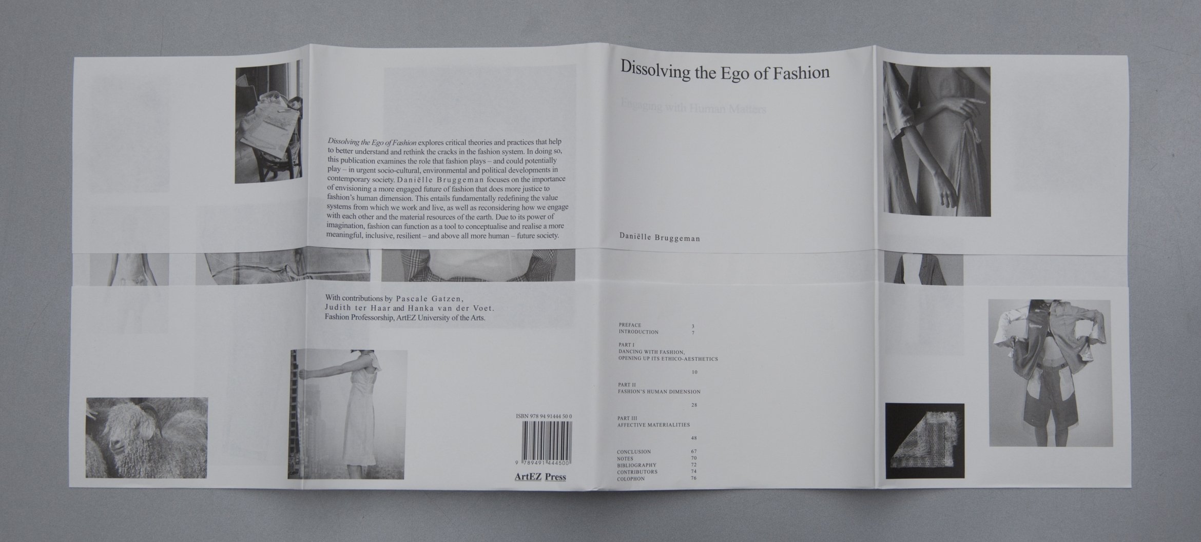 Cover van de publicatie Dissolving the Ego of Fashion (2018), verkrijgbaar bij ArtEZ Press