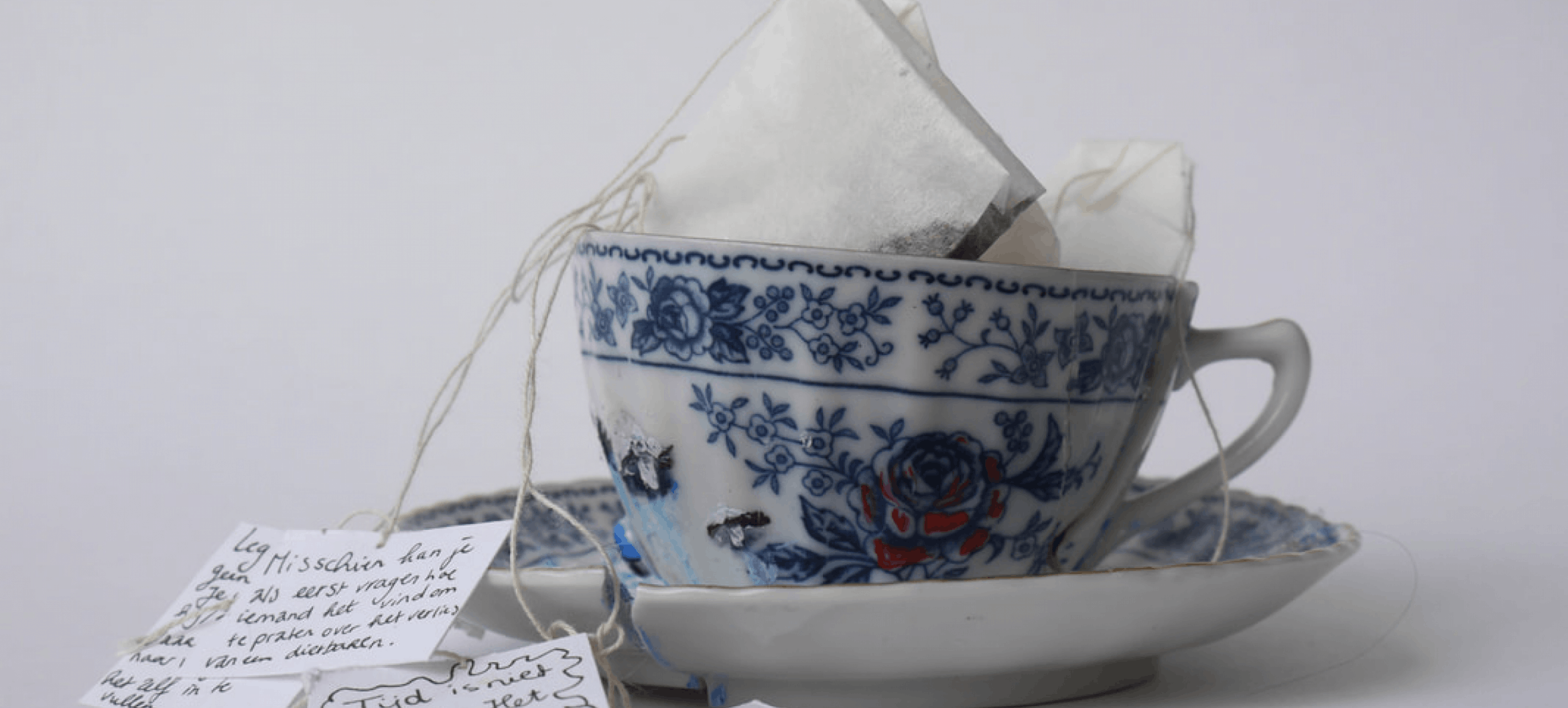 A Tea Party with Broken Teacups, Caro de Feijter (oud-student iMAE ArtEZ)