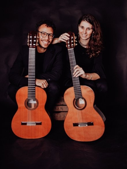 Lunchconcert in de Stadkamer: gitaarduo Era Nobo