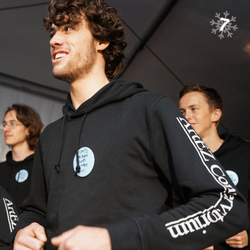 Stijlvol en ArtEZ-chique de feestdagen in: maak kans op een conservatorium-hoodie!