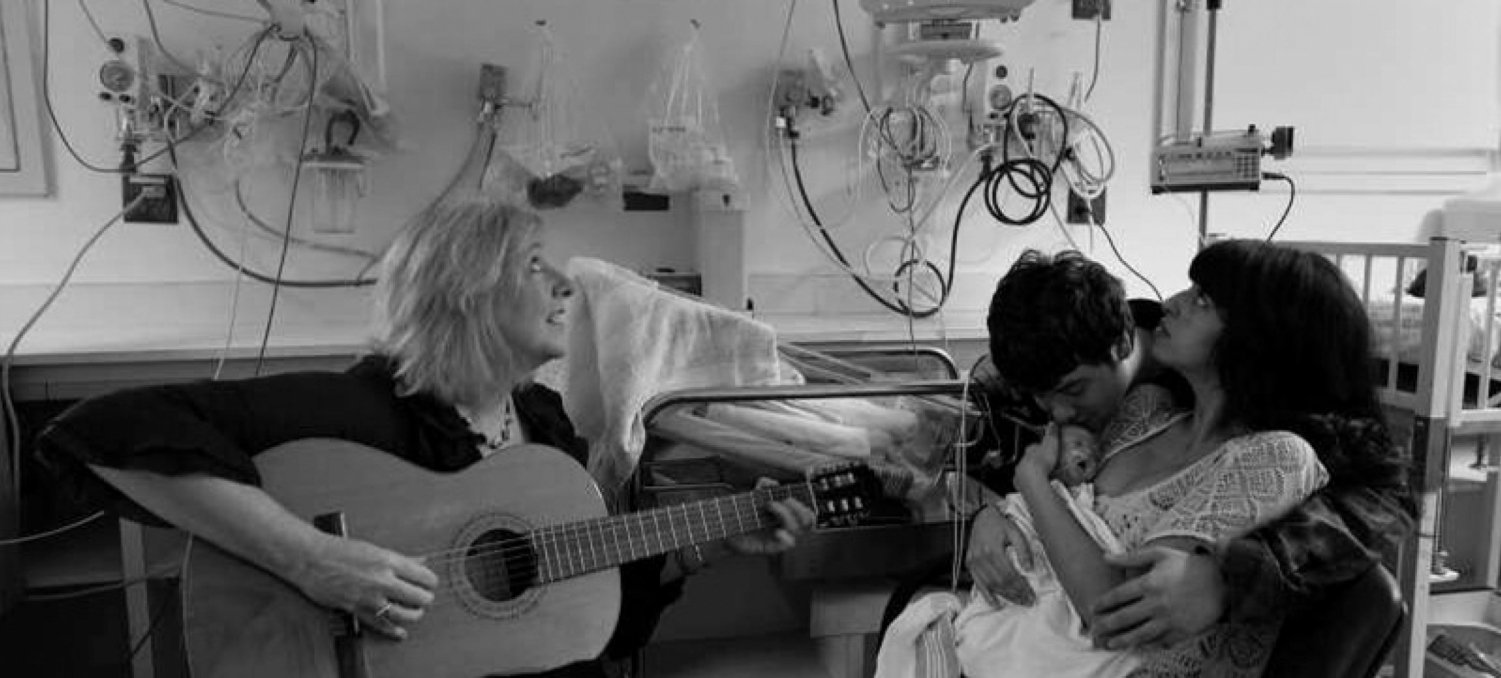 Live Music Therapy in Preterm Infants